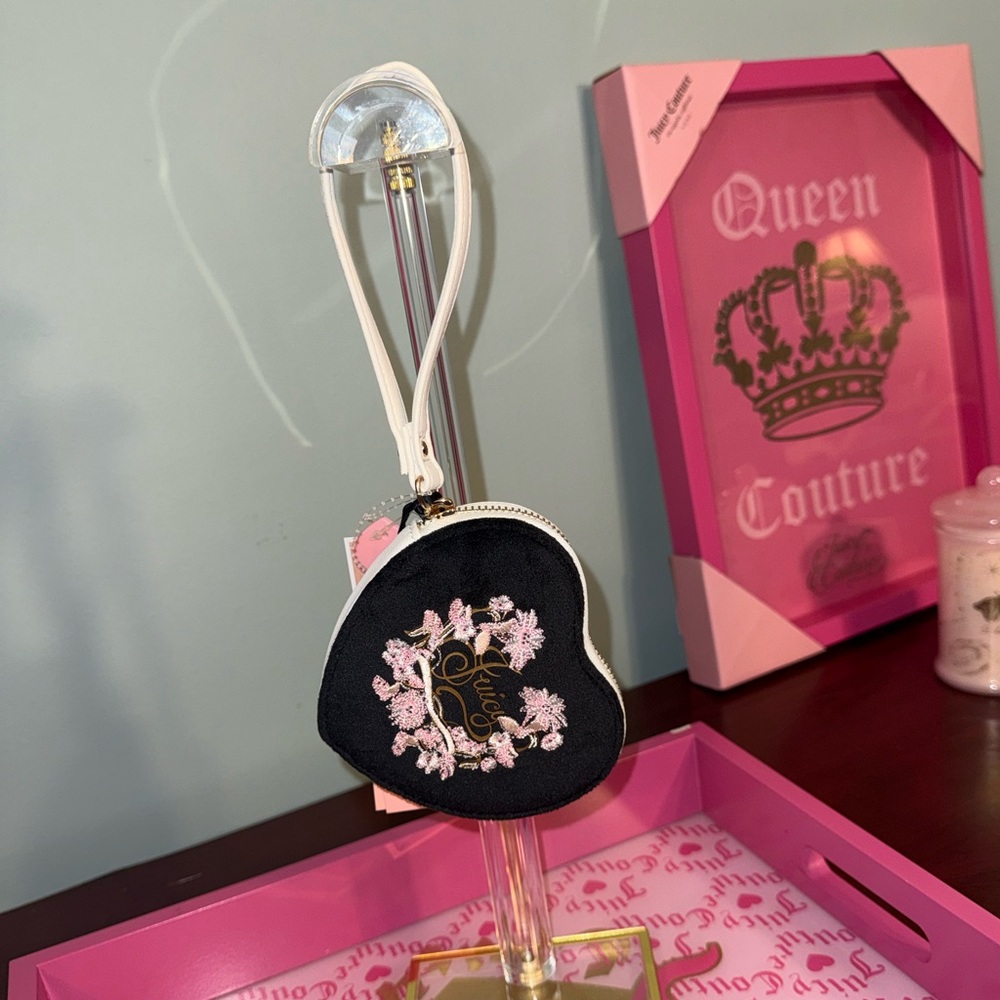 Juicy couture Heart-Shaped Wristlet Coin Purse with Pink Floral Embroidery